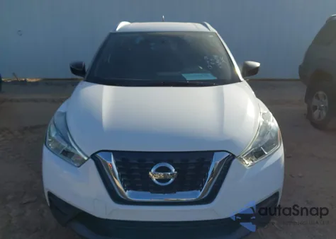 2019 Nissan Kicks S from USA, damaged, VIN 3N1CP5CU2KL538048